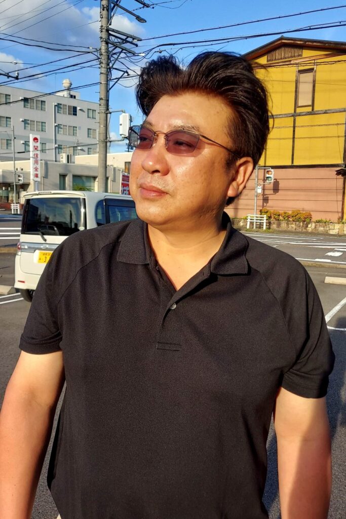 関市内の方にKazuo Kawasaki MP690のフレームに調光レンズを入れて作ら